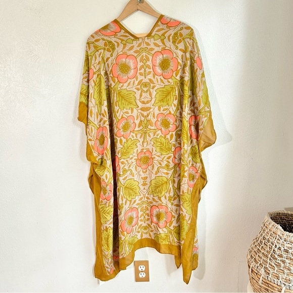 NWT Macchia Di Raggine Daphne Kimono in Vintage Flower > OS - Picture 7 of 14